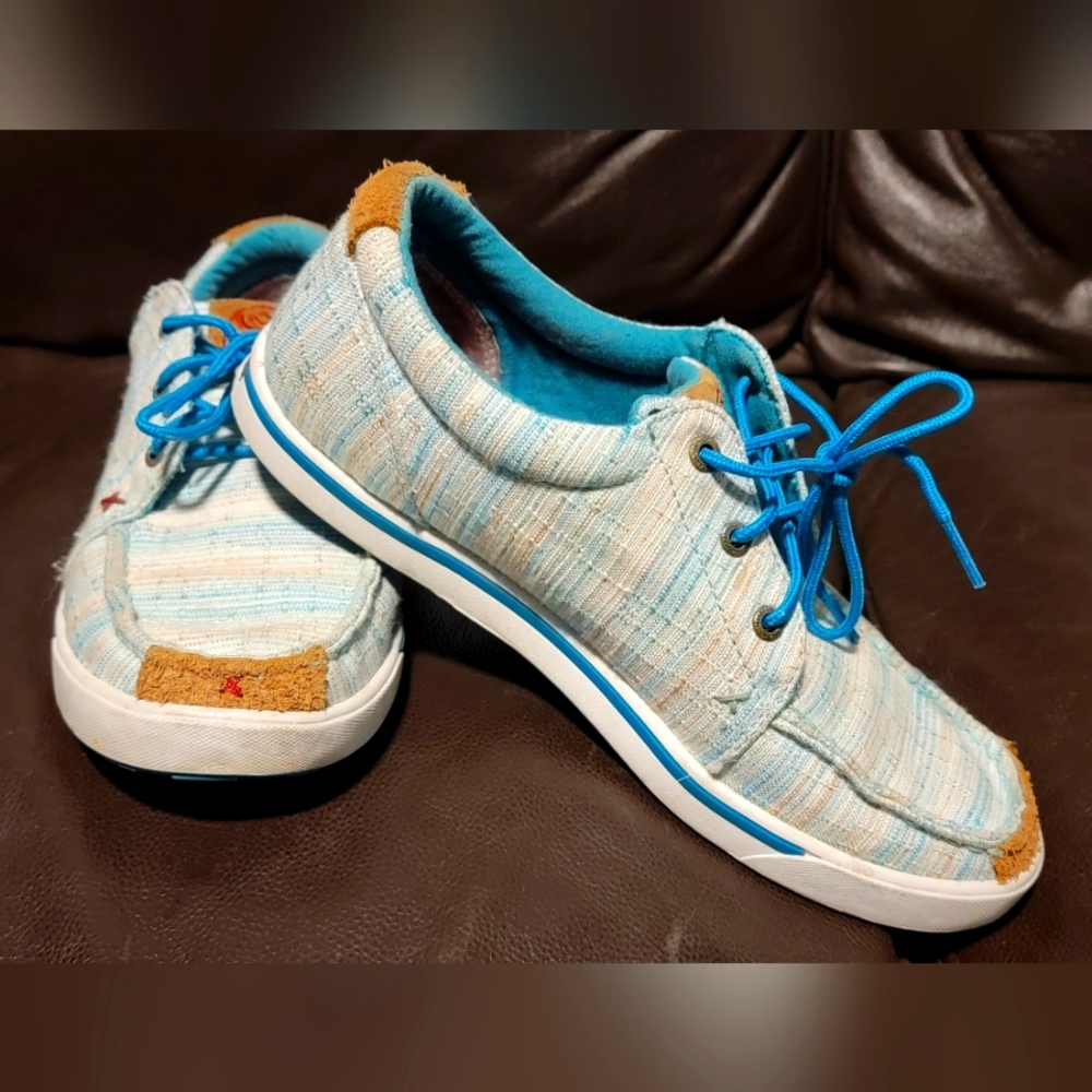 Twisted X woman's shoes